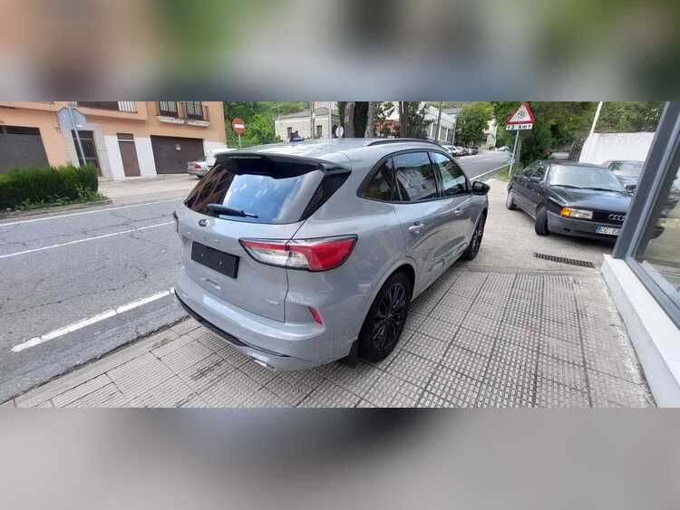 Ford Kuga 2.5 hybr foto 5